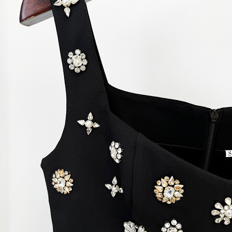 Elegant Black Long Maxi Dress With Beaded Embellishments - Image 4